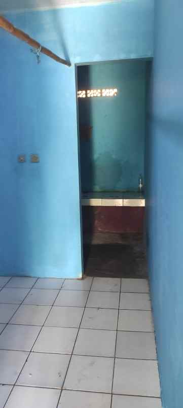 dijual kost perbatasan jelupang dan