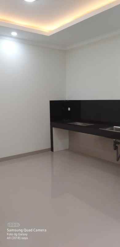 dijual murah rumah minimalis sariwangi siap huni