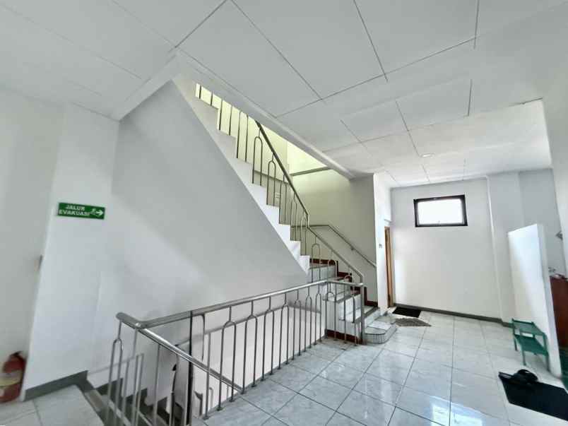 dijual ruko gudang kantor jalan mampang prapatan