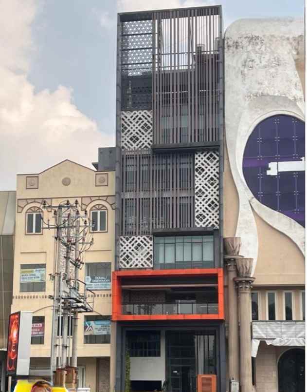 dijual ruko gudang kantor jalan mayjend yono soewoyo