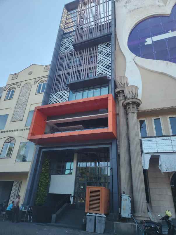 dijual ruko gudang kantor jalan mayjend yono soewoyo