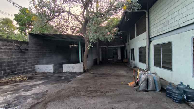 dijual ruko gudang kantor jalan ngelom megare