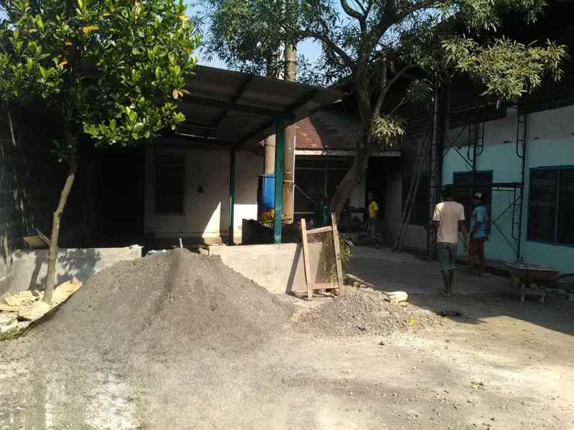 dijual ruko gudang kantor jalan ngelom megare