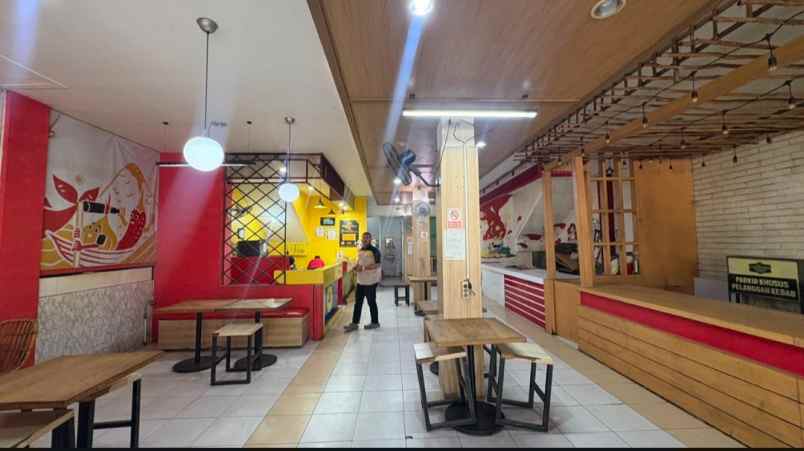 dijual ruko gudang kantor jalan nginden semolo