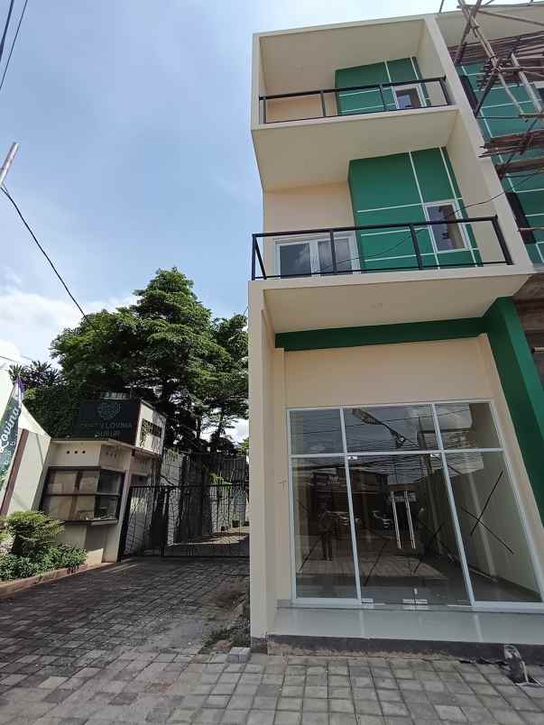 dijual ruko gudang kantor jalan radar auri cimanggis