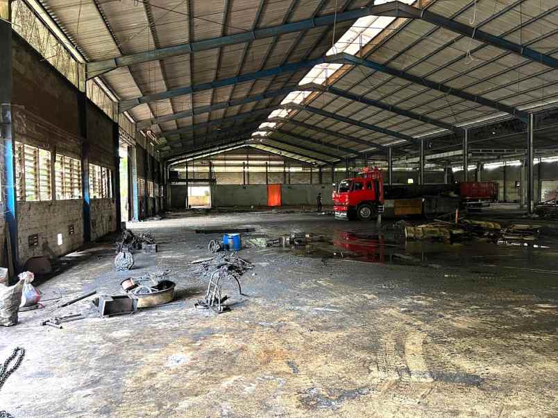 dijual ruko gudang kantor jalan raya narogong