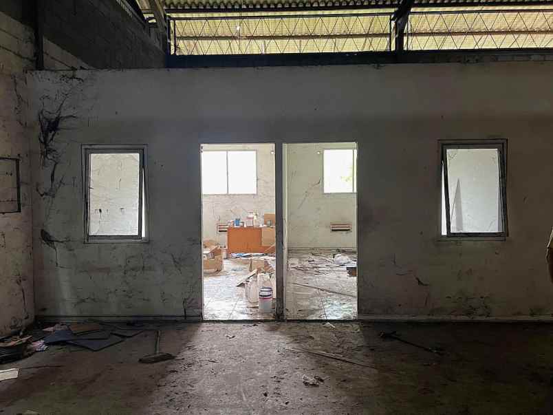 dijual ruko gudang kantor jalan raya narogong