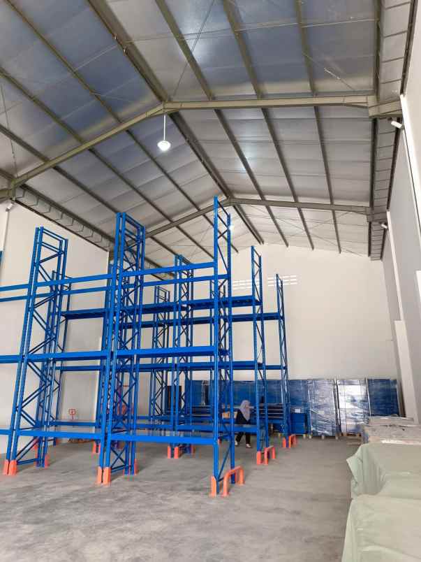 dijual ruko gudang kantor jalan saluran irigasi