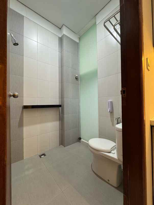 dijual ruko gudang kantor jl balong gede dewi