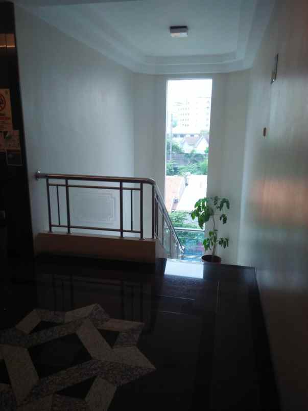 dijual ruko gudang kantor jl gondangdia menteng