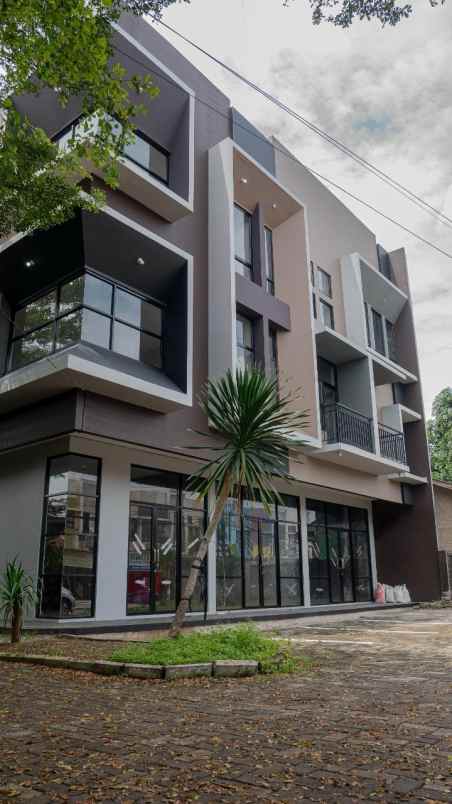 dijual ruko gudang kantor jombang