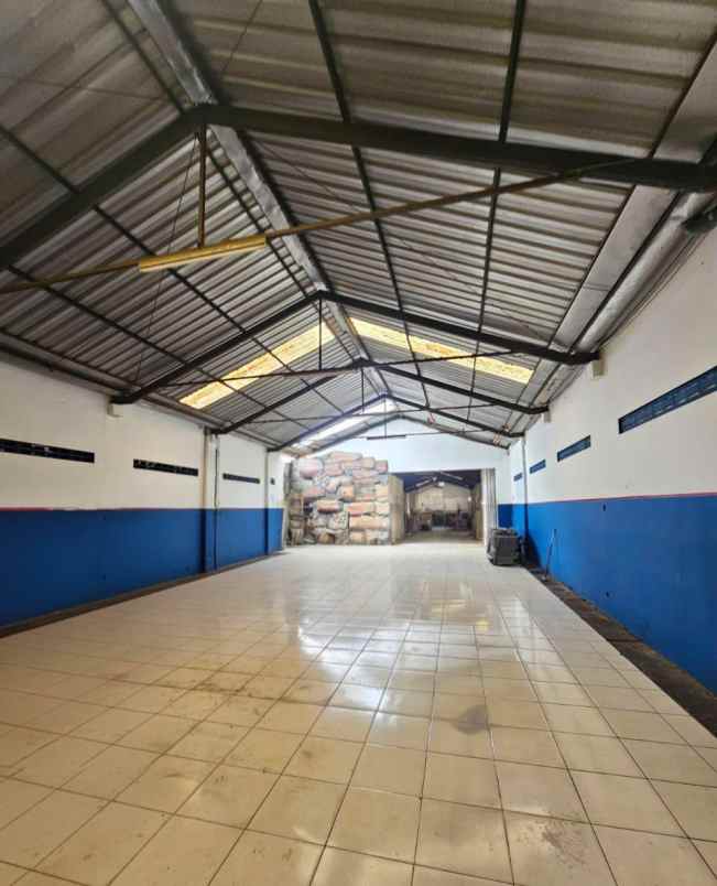 dijual ruko gudang kantor ngawean trihanggo gamping