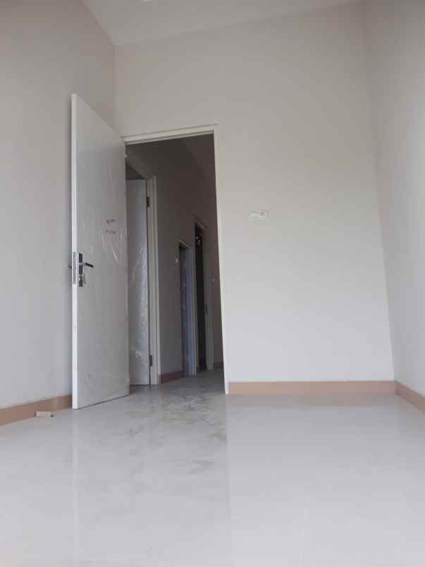 dijual ruko gudang kantor raya gunung anyar