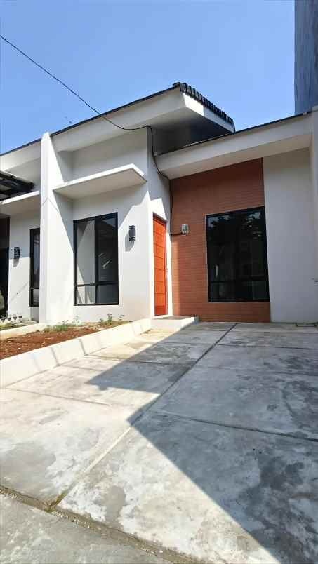 dijual rumah 1 lantai dekat cibubur sudah shm