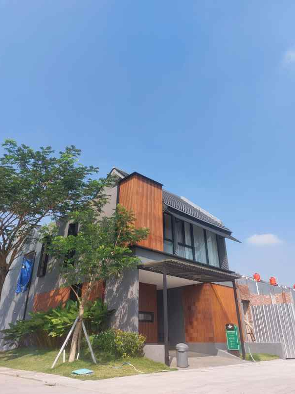 dijual rumah 2 lantai di semarang kota