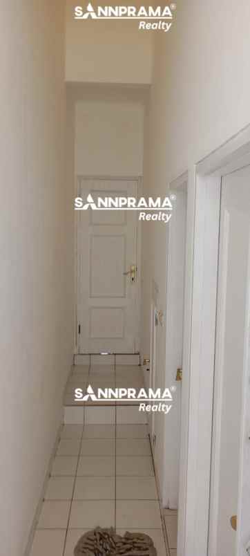 dijual rumah 2 lantai di telaga kahuripan bogor