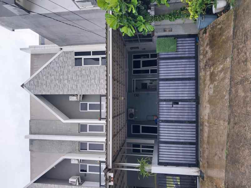 dijual rumah 2 lantai vila bogor indah 6