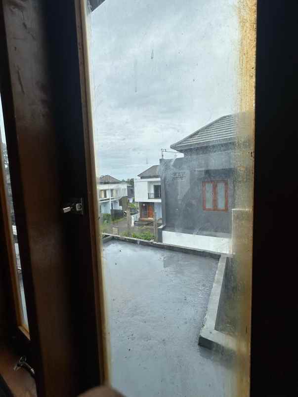 dijual rumah aditya sentana residence