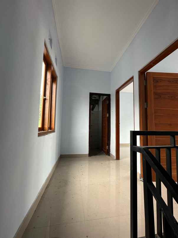 dijual rumah aditya sentana residence