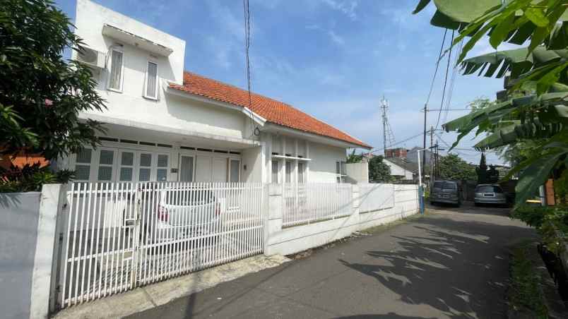 dijual rumah antapani bandung