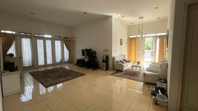 dijual rumah antapani bandung