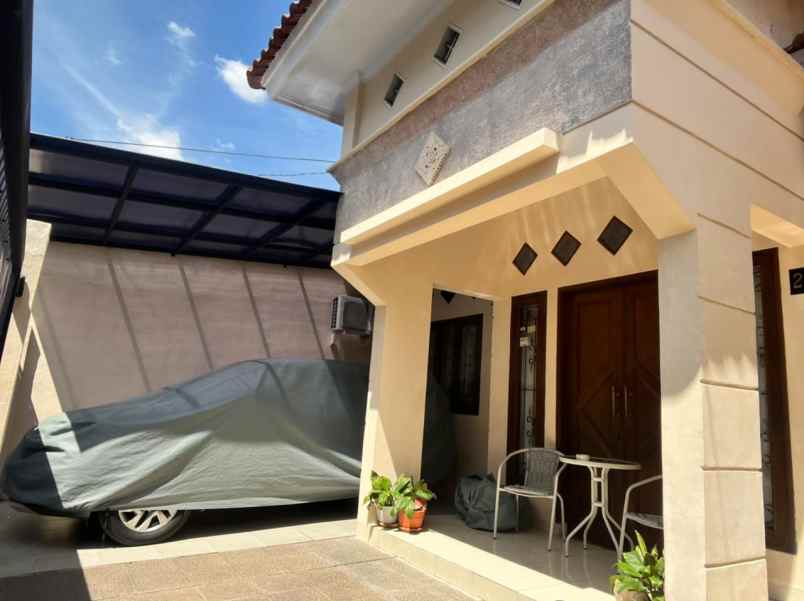 dijual rumah apotix roxy poltangan