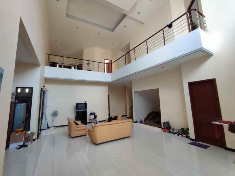 dijual rumah araya belimbing malang