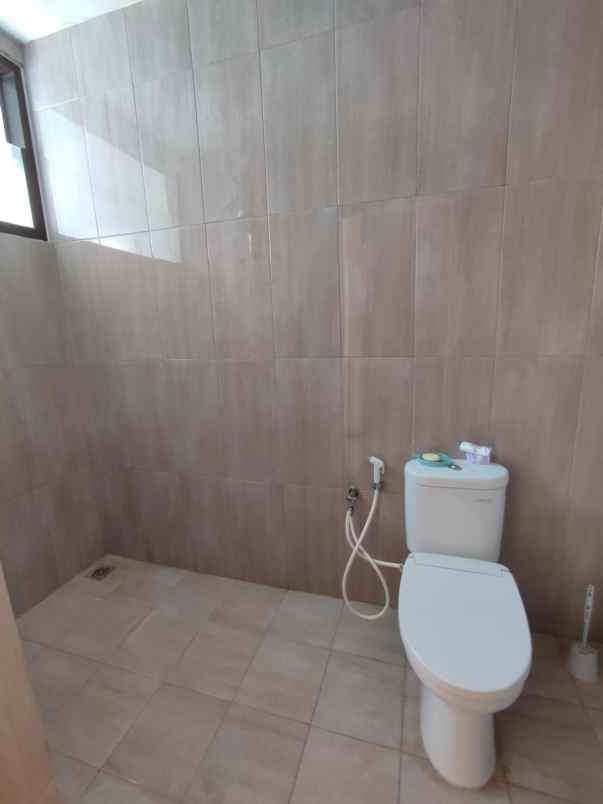 dijual rumah araya belimbing malang