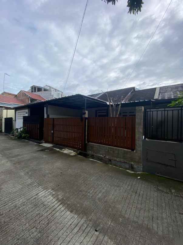 dijual rumah asri di clsuter puri cipageran cimahi