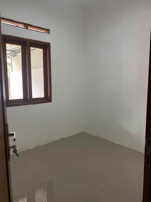 dijual rumah asri di clsuter puri cipageran cimahi