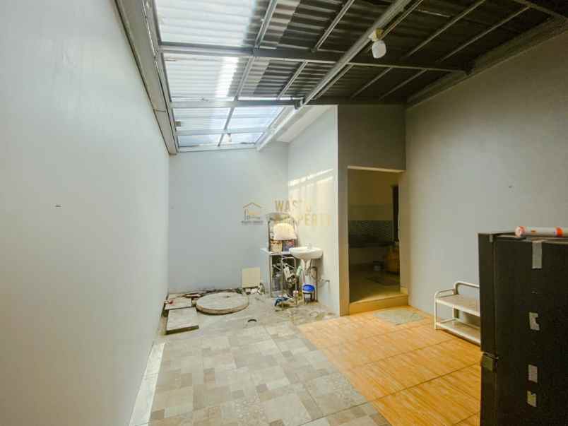 dijual rumah babarsari