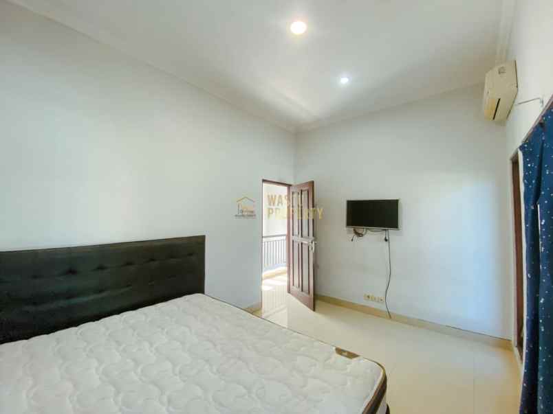 dijual rumah babarsari