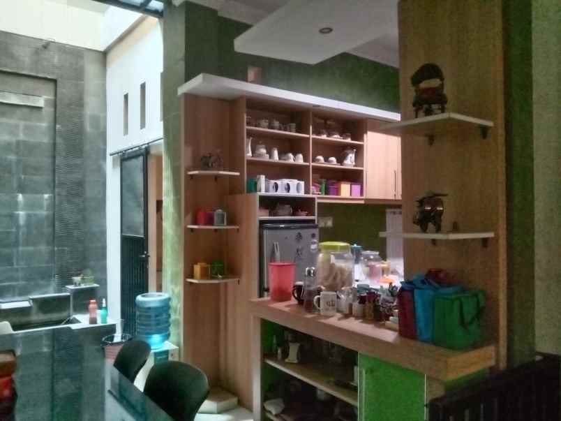 dijual rumah babatan pilang