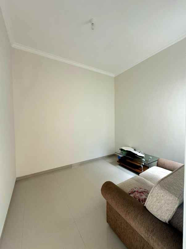 dijual rumah baru minimalis siap huni lokasi malang