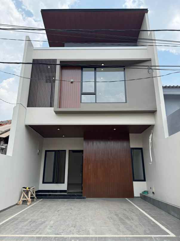 dijual rumah baru rawamangun