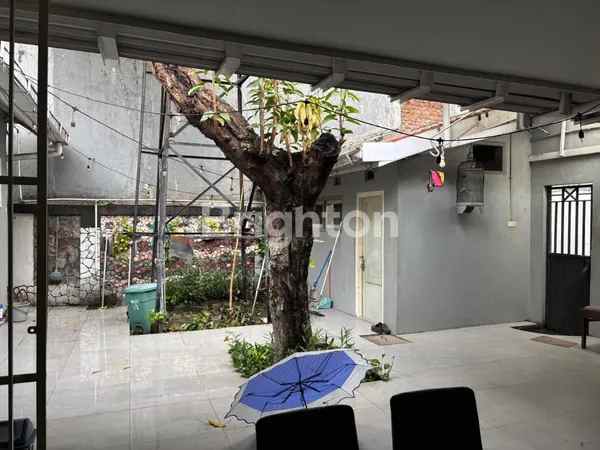 dijual rumah bawean