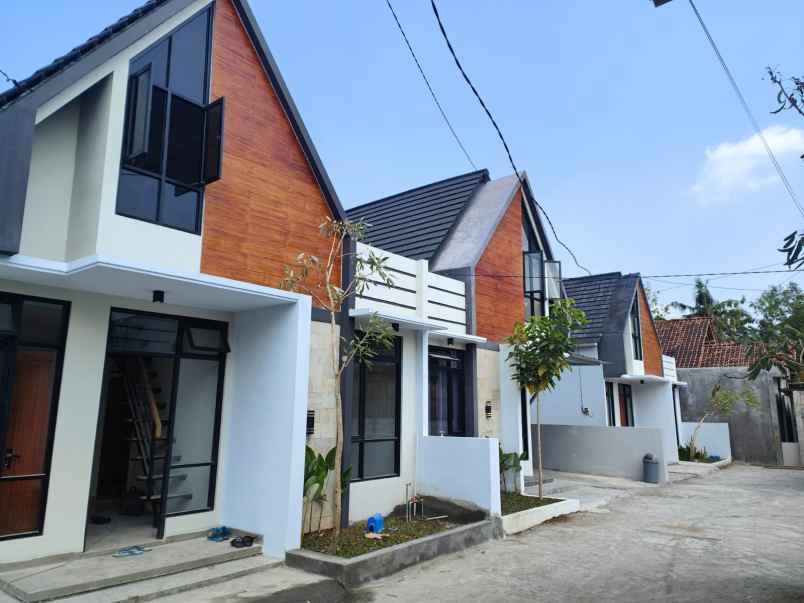 dijual rumah bayaran tamantirto