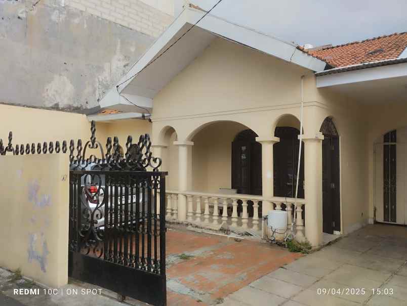 dijual rumah bebas banjir srengseng jakarta barat