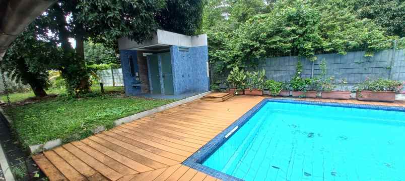 dijual rumah bukit golf pondok indah