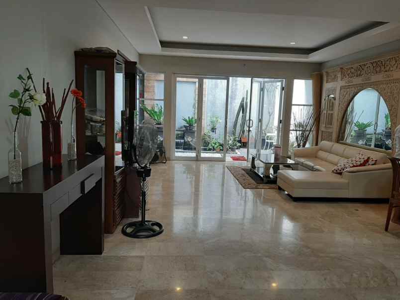 dijual rumah bukit permai cibubur