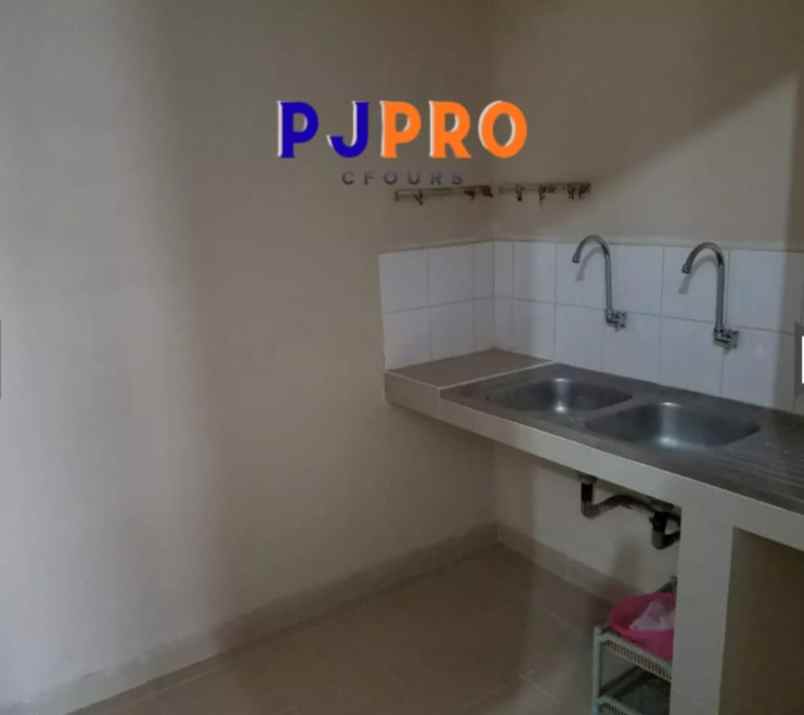 dijual rumah cempaka putih timur