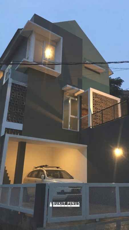 dijual rumah cigadung dago bandung