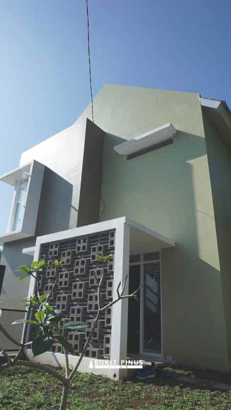 dijual rumah cigadung dago bandung