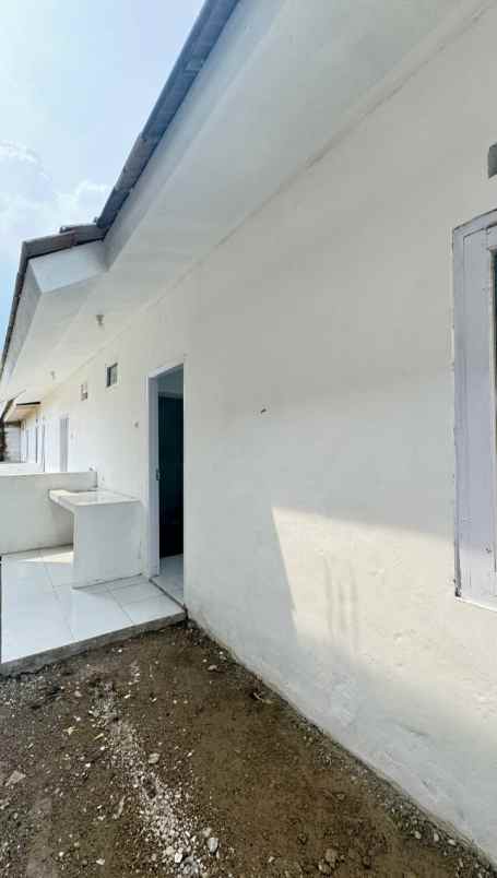 dijual rumah cikahuripan