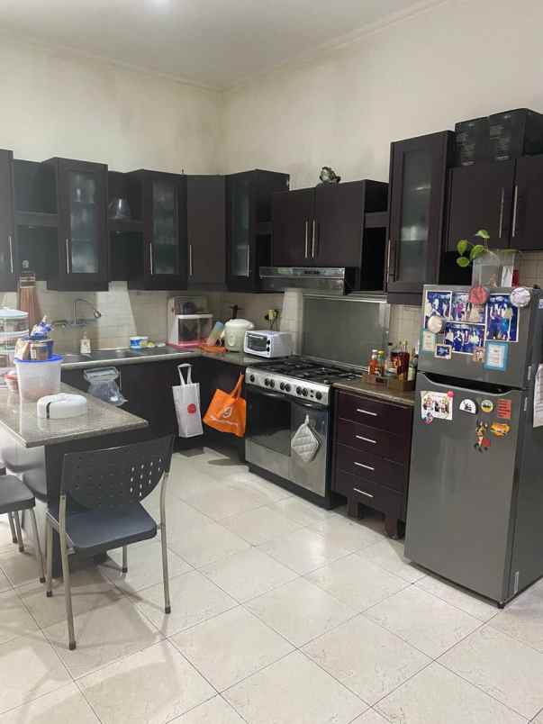 dijual rumah cilandak tengah