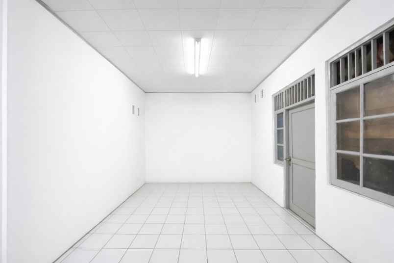 dijual rumah cipageran 1