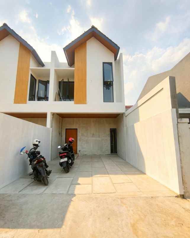 dijual rumah cipinang kebembem jaktim