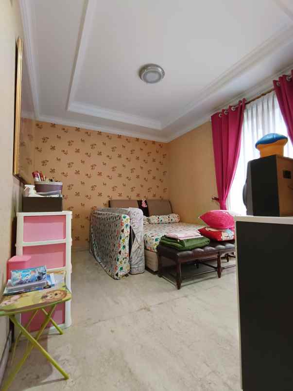 dijual rumah cipinang muara