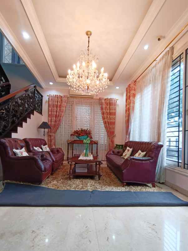 dijual rumah cipinang muara