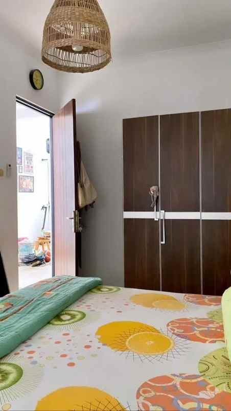 dijual rumah ciputat serua